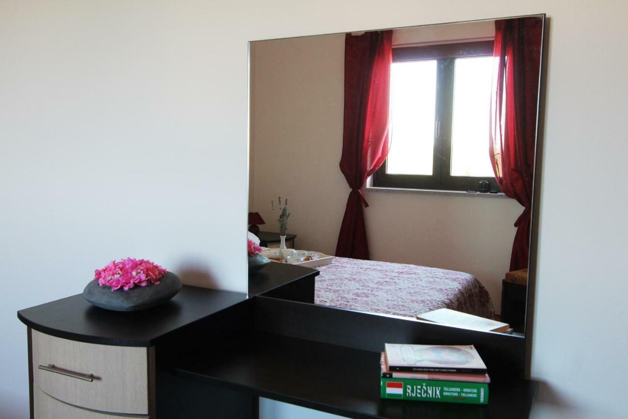 Apartment Marko Rovinjsko Selo Ngoại thất bức ảnh
