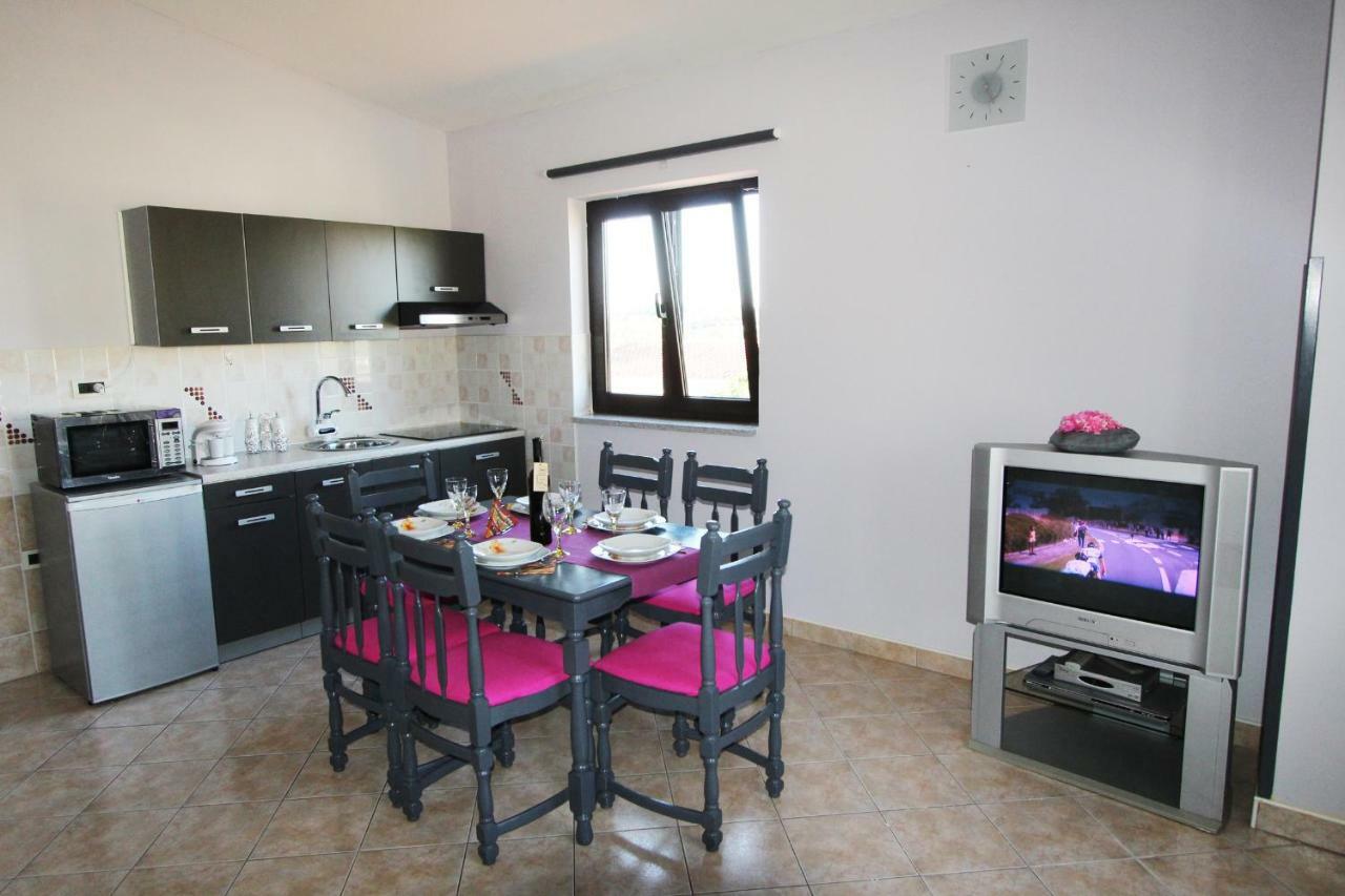 Apartment Marko Rovinjsko Selo Ngoại thất bức ảnh